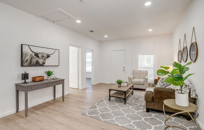 Spacious beautifully designed 3-bed and 2-bath!