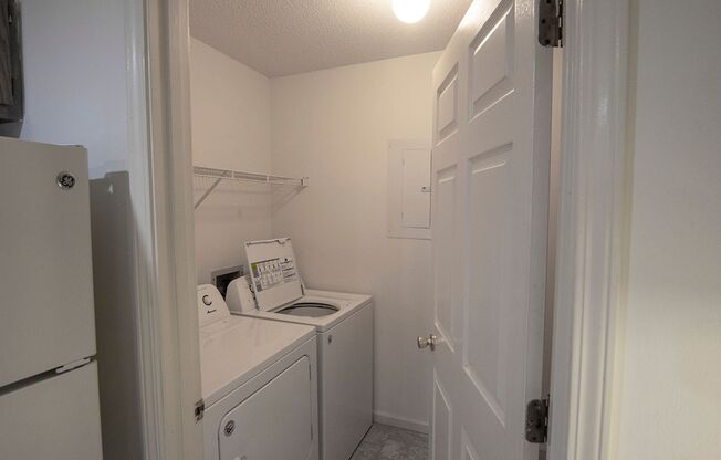1 bed, 1 bath, 660 sqft, $1,220, Unit 301-7-107
