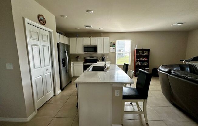***NORTH NAPLES***ANNUAL RENTAL***3 BEDS/ 2.5 BATHS***NEW CONSTRUCTION***