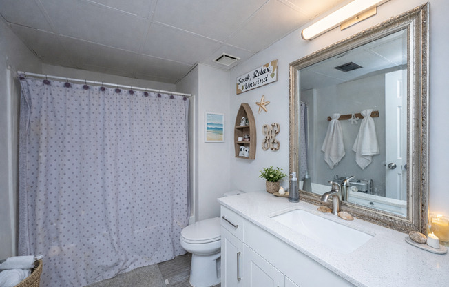 2 beds, 2 baths, 950 sqft, $2,600, Unit 320