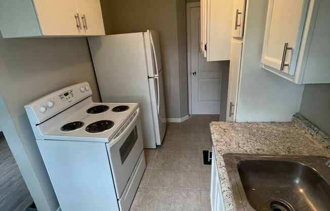 2 beds, 1 bath, 1,000 sqft, $950, Unit 1301