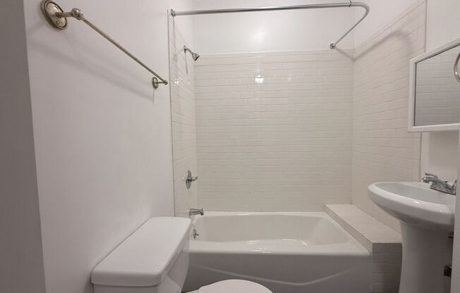 Studio, 1 bath, 325 sqft, $1,424, Unit I501