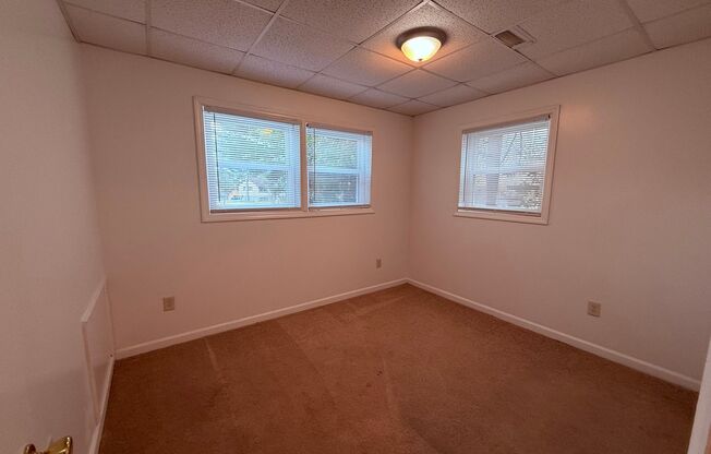 4 Bedroom, 2 Bathroom House