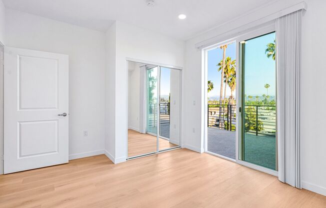 3 beds, 2 baths, 1,400 sqft, $3,700, Unit 502