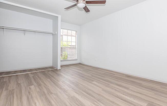 3 beds, 2 baths, 1,304 sqft, $1,837