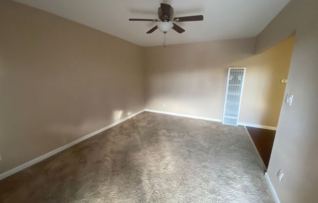 1 bed, 1 bath, $2,095, Unit 4