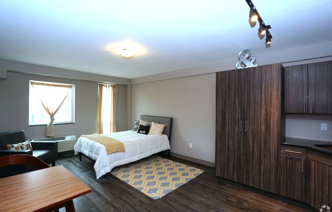 Studio, 1 bath, 284 sqft, $1,039, Unit 417