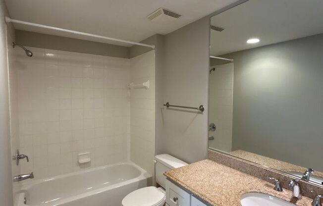 2 beds, 2 baths, $1,800, Unit UNIT 407