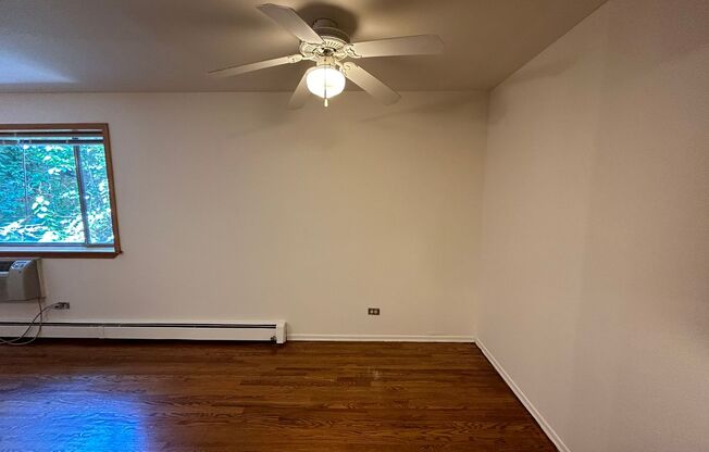 1 bed, 1 bath, 700 sqft, $1,975, Unit 531-308