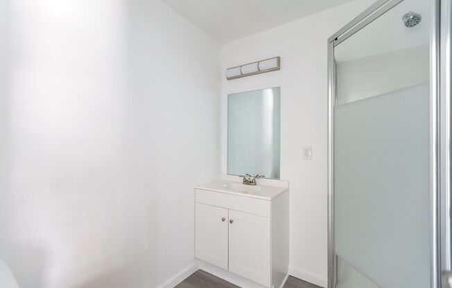 Studio, 1 bath, 499 sqft, $1,948, Unit 20