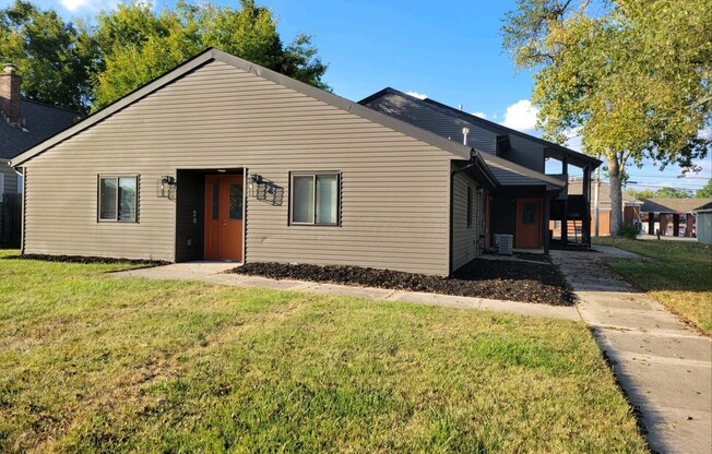 1380 IDA AVE