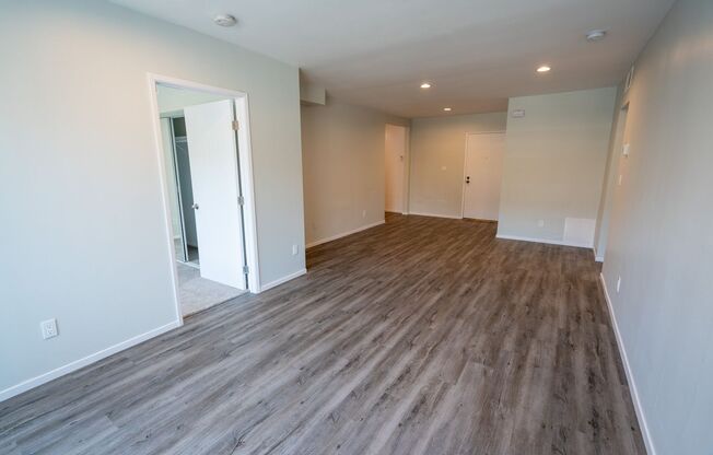 3 beds, 2 baths, 1,350 sqft, $3,398, Unit 301