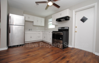 4515 MELVIN CIR E