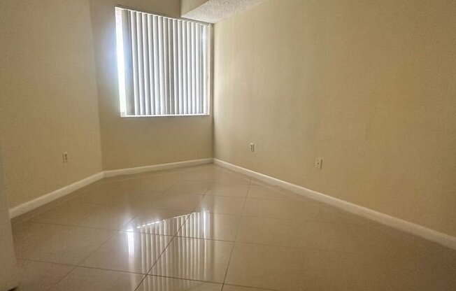 6992 SW 39th St Apt I304