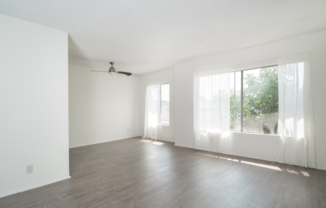 819 Ocean Park Blvd