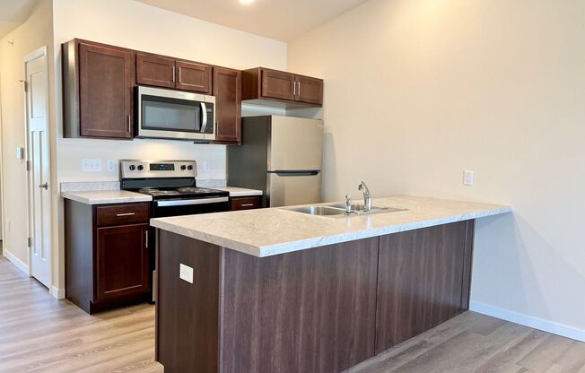 1 bed, 1 bath, 776 sqft, $1,090, Unit ST 1417-03
