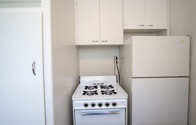 1 bed, 1 bath, $1,275, Unit 04