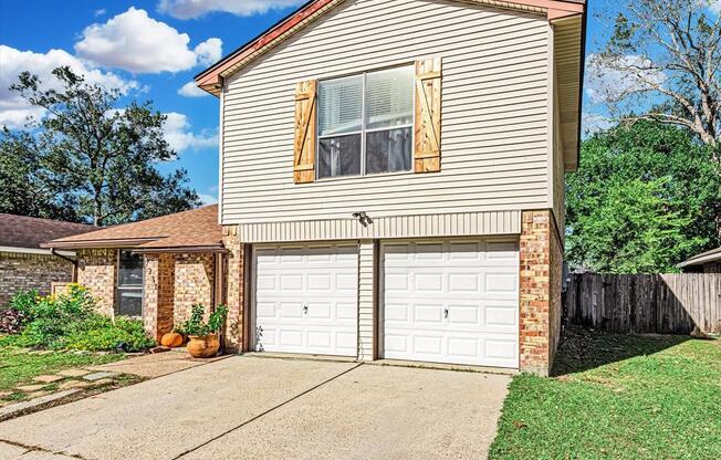 7231 DOGWOOD TRL DR