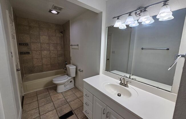 2 beds, 2 baths, $2,375