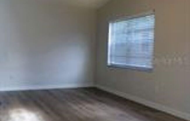 2419 Cedar Ave.