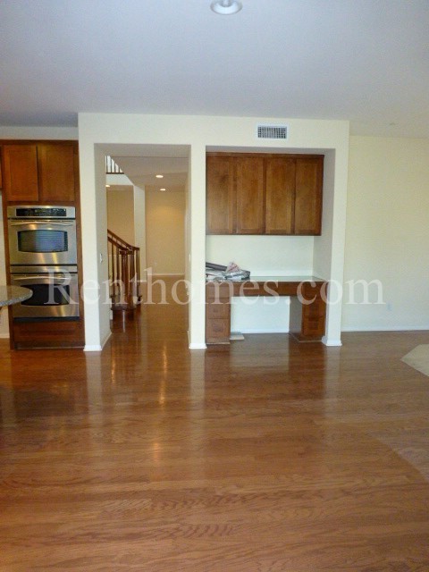 Scripps Ranch, 10527 Stony Ridge Way, Beautiful Views, Dual AC Systems, Fireplace, Water Fall, 1BR/BA Down, 3 Car Garage!