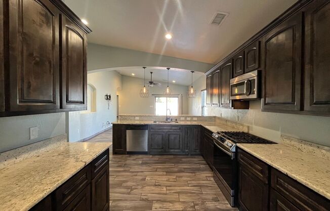 Lovely 3 Bedroom 2 Bathroom Home In NE ABQ!