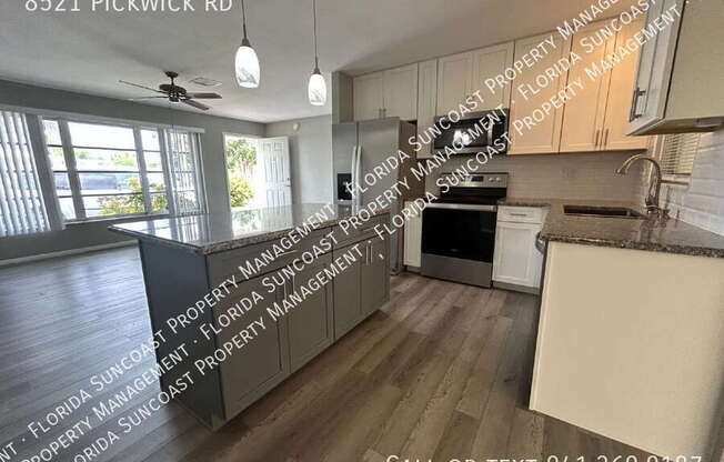 8521 PICKWICK RD