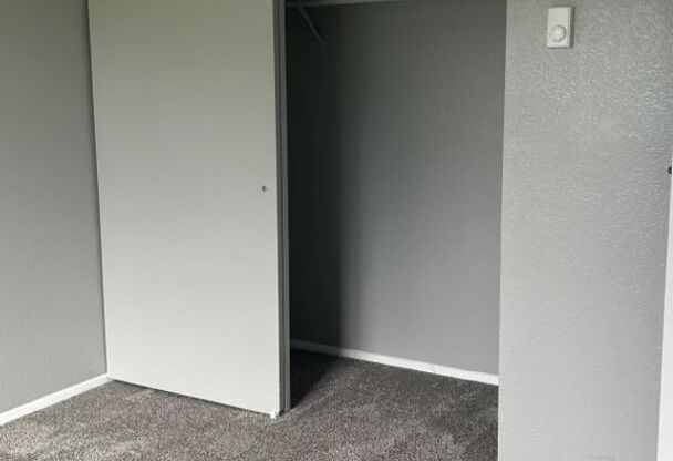 2 beds, 1 bath, 850 sqft, $1,550, Unit 1107 L7