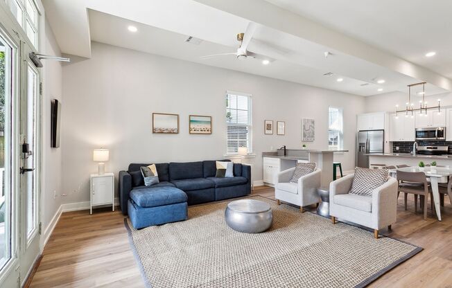 Brand New Unit - 1 Block From Brunos