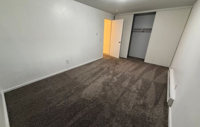 2 beds, 1 bath, 1,000 sqft, $1,495, Unit B - 201