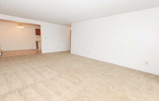 2 beds, 1 bath, 969 sqft, $1,865, Unit 2420