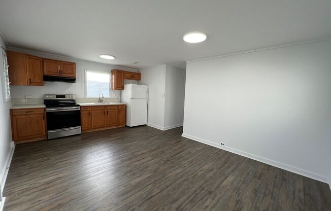 For Rent - 3046C Harding Ave. Honolulu, HI 96816