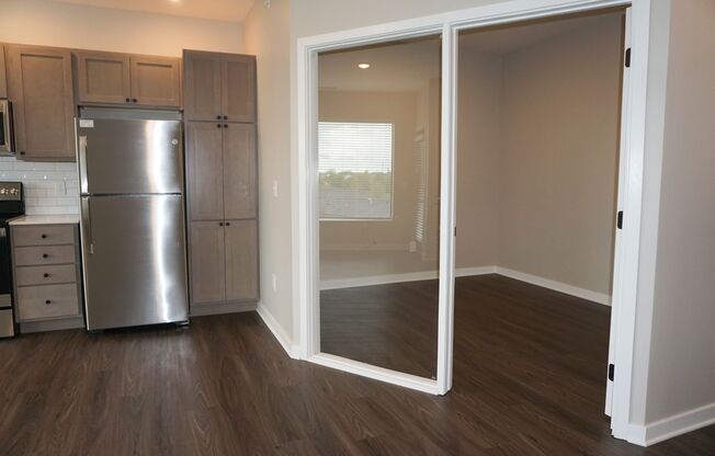 1 bed, 1 bath, 954 sqft, $1,549, Unit 309
