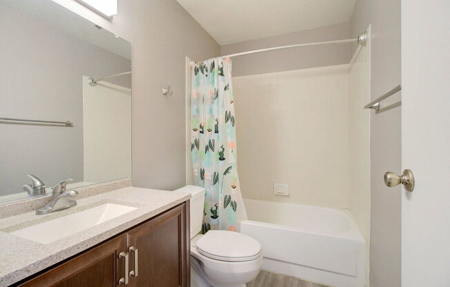 2 beds, 2 baths, 1,095 sqft, $1,600, Unit 140
