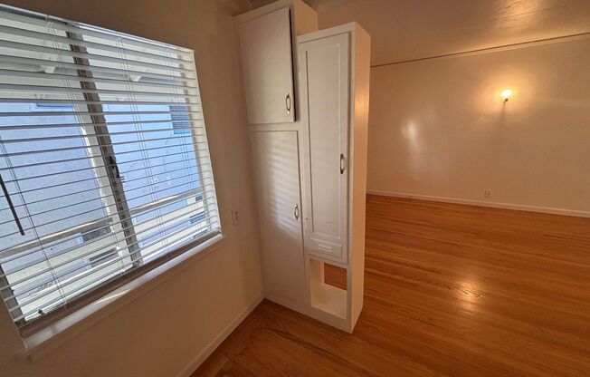 1 bed, 1 bath, $1,495, Unit 09