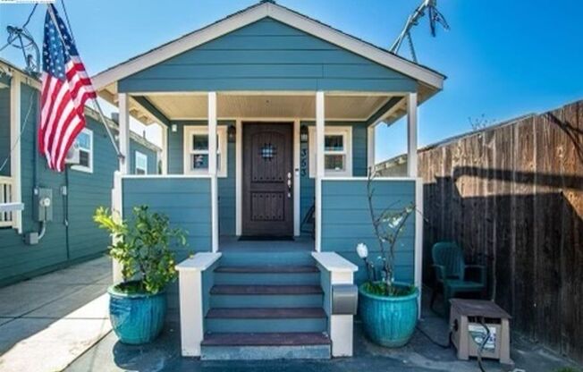 Stunning remodeled 1 Bedroom Livermore dollhouse! OPEN HOUSE SATURDAY, May 18th ⋅10:00 – 11:00