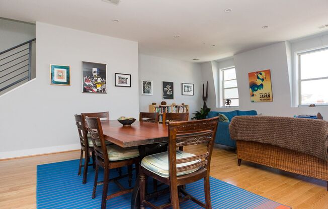 Beautiful 2 Bedroom Condo in Petworth