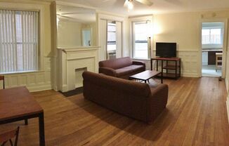 1 bed, 1 bath, $725, Unit 8-3rdF