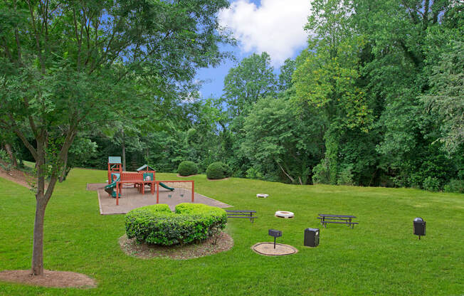 Courtyard at Lacota Apartments in Atlanta, GA 30360