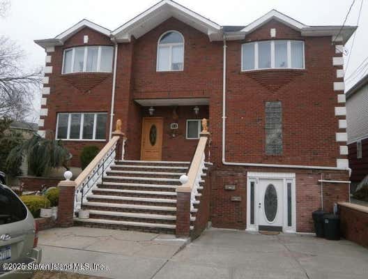 52 MARKHAM PL