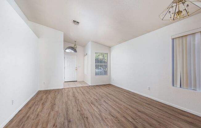 NW single story 3 bedroom home