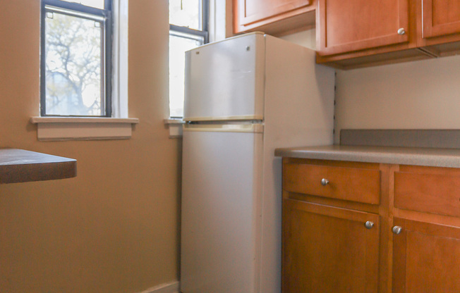 5214 South Woodlawn Ave.