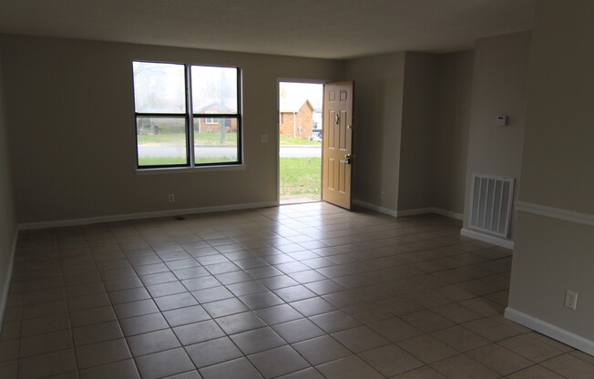 3 Bedroom 2 Bath Home For Rent On Cunningham Lane!