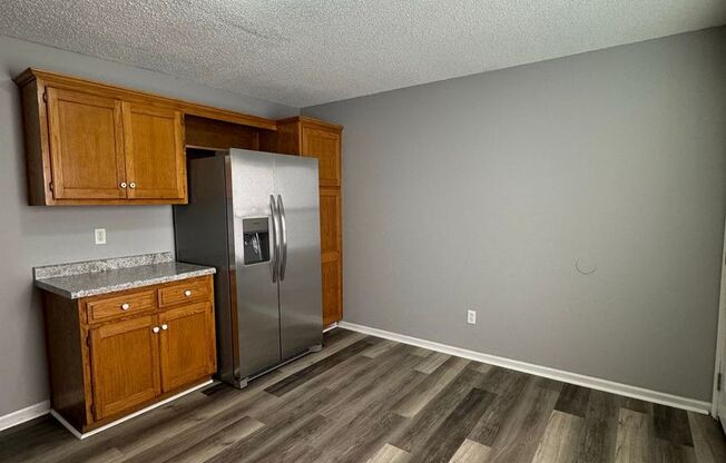 3 beds, 2 baths, $1,595