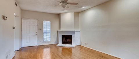 8655 Datapoint Dr