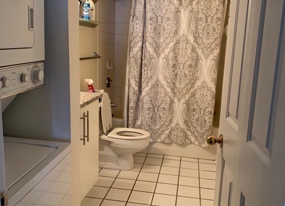 1 bed, 1 bath, 628 sqft, $3,250, Unit 413