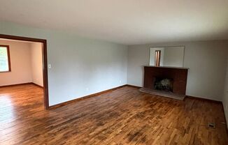 3 beds, 1 bath, $2,000