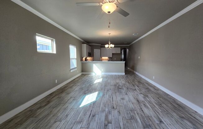 3/2/2 Duplex / No Carpet / Great Floor Plan /Lots of Updates / Turf Grass in Front Yard / Fenced in Yard / CISD
