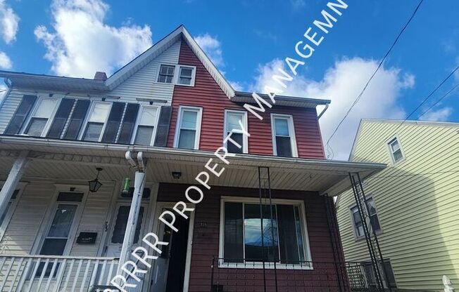 725 2 AVE