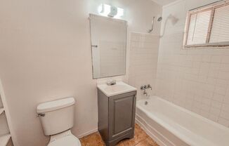 2 beds, 1 bath, $1,095, Unit Lee5416-9